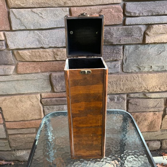 Wine / Liquor Vintage Wooden Bottle Case - Picture 7 of 10